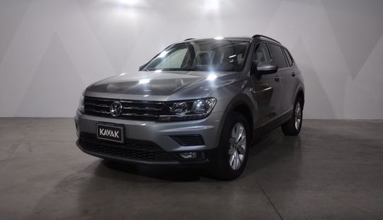 Volkswagen • Tiguan