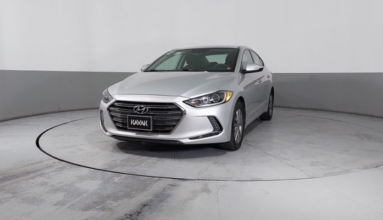 Hyundai • Elantra