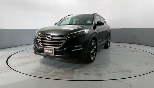 Hyundai • Tucson