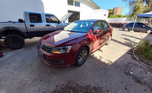 Volkswagen • Vento