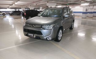 Mitsubishi • Outlander