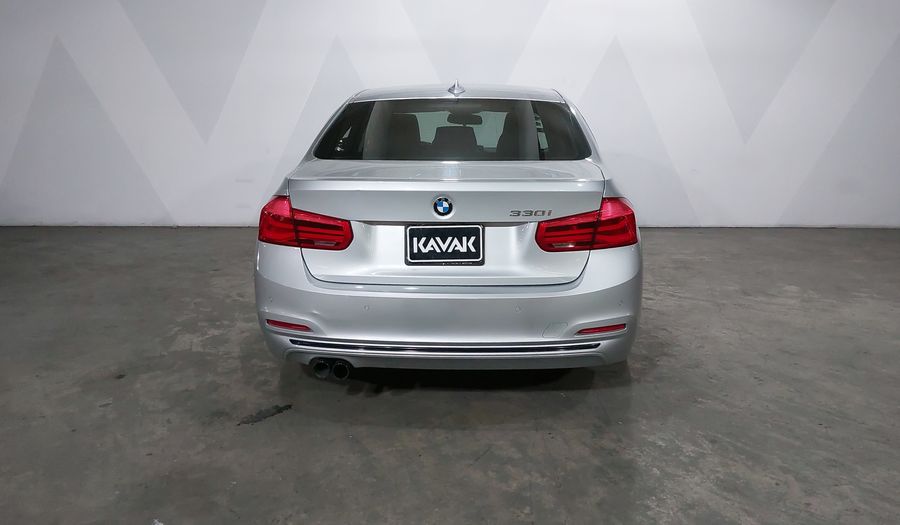 Bmw Serie 3 2.0 330IA SPORT LINE AUTO Sedan 2017