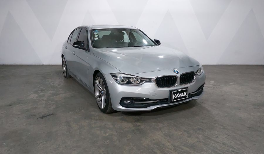 Bmw Serie 3 2.0 330IA SPORT LINE AUTO Sedan 2017