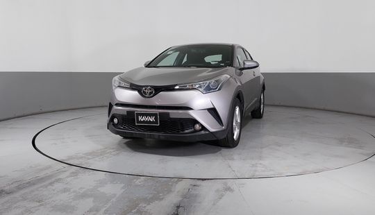 Toyota • C-HR