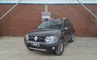 Renault • Duster