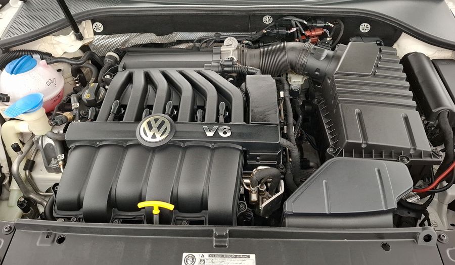 Volkswagen Passat 3.6 DSG Sedan 2014