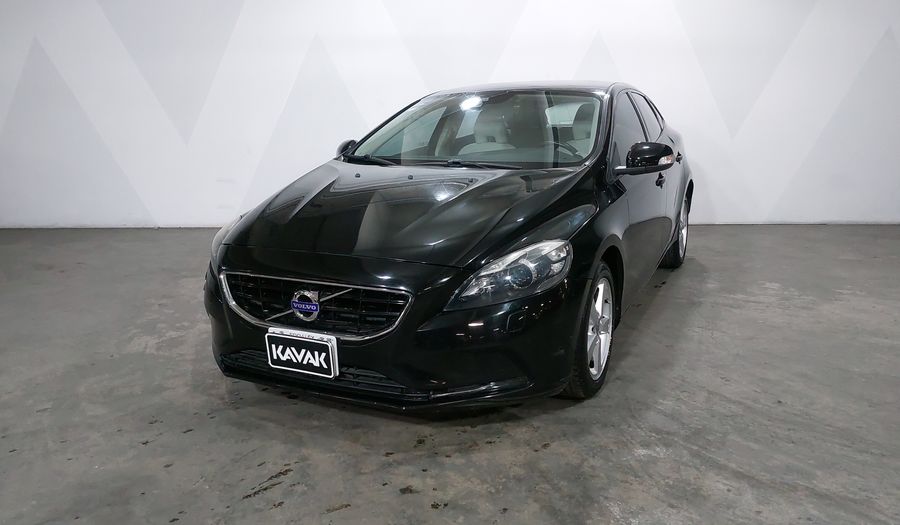 Volvo V40 2.0 FIRST EDITION T3 Hatchback 2016