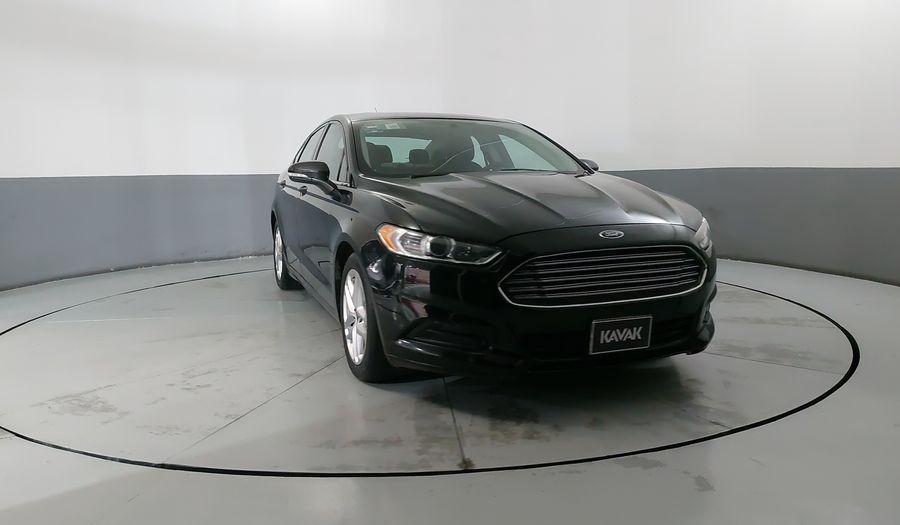 Ford Fusion 2.5 SE I4 NAV MR AT Sedan 2013