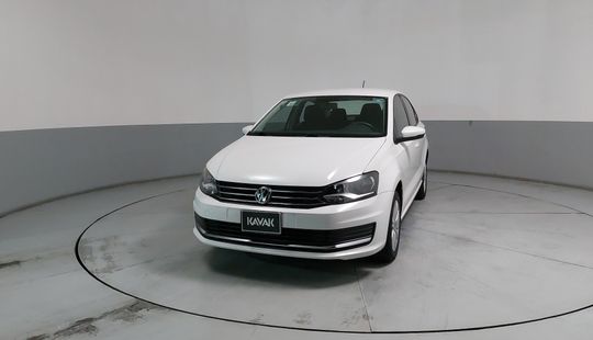 Volkswagen • Vento