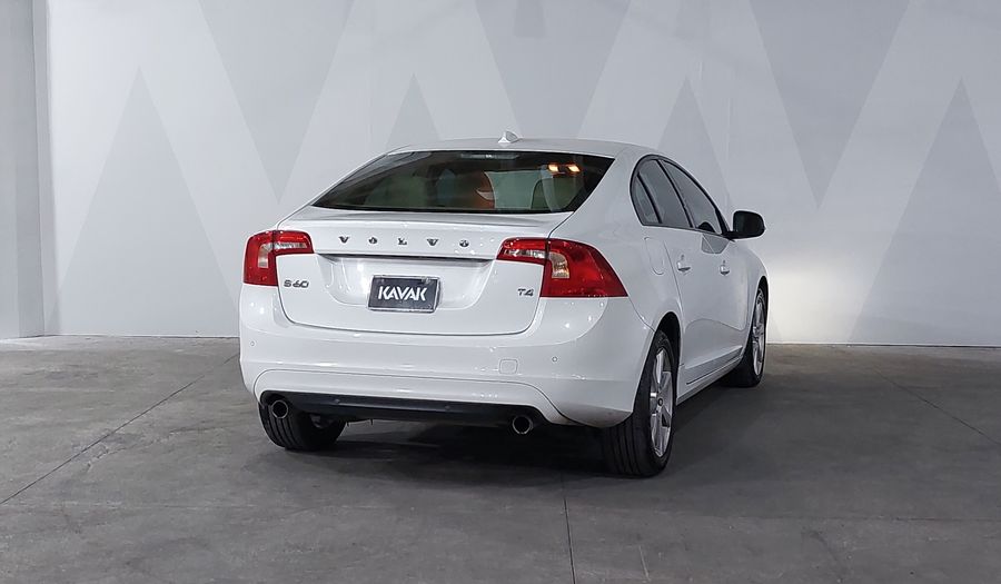 Volvo S60 2.0 ADDITION T4 AUTO Sedan 2018