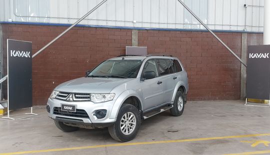 Mitsubishi • Montero Sport