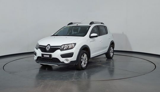 Renault • Sandero Stepway