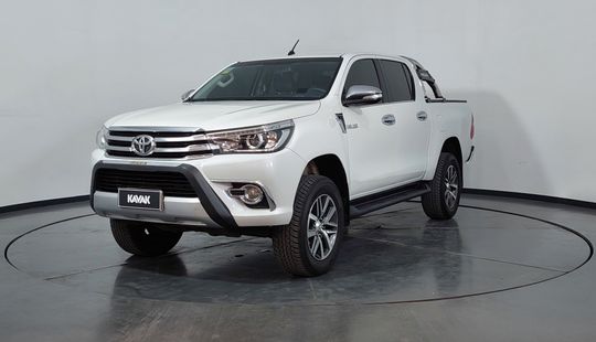 Toyota Hilux 2.8 CD SRX AT 4x4-2016