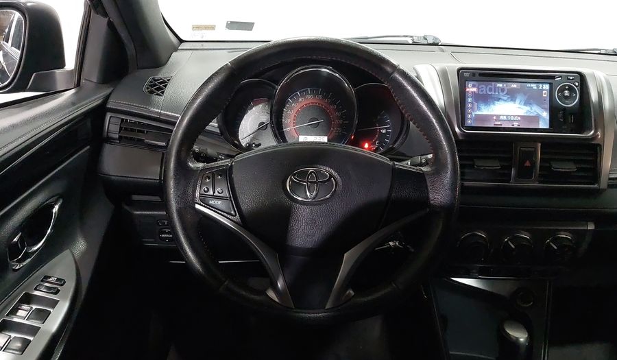 Toyota Yaris 1.5 S CVT 5PTAS Hatchback 2017