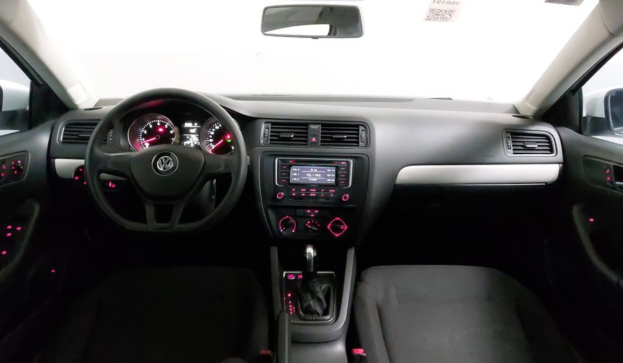 Volkswagen Jetta 2.5 COMFORTLINE TIPTRONIC Sedan 2015