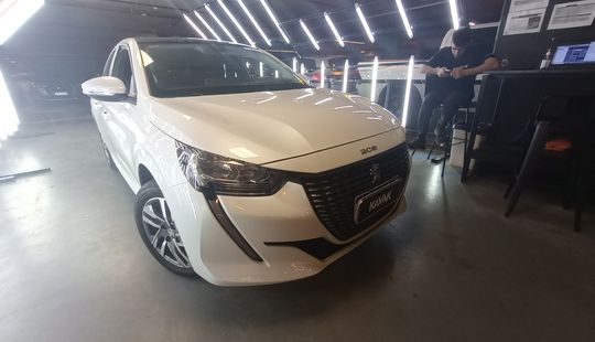 Peugeot • 208