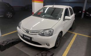 Toyota • Etios