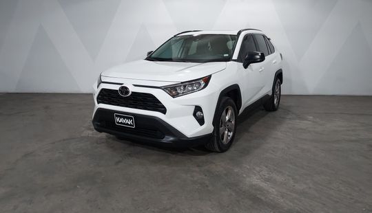 Toyota • RAV4