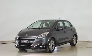 Peugeot • 208