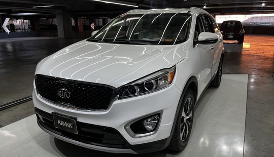 Kia • Sorento