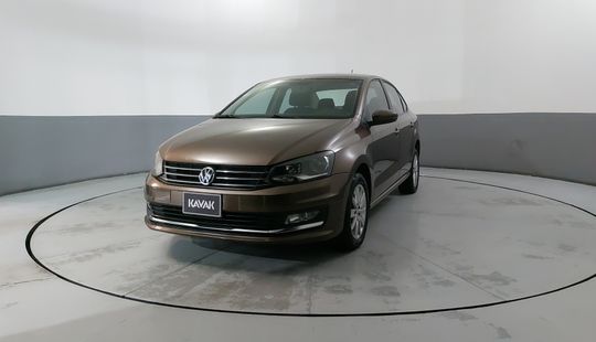 Volkswagen • Vento