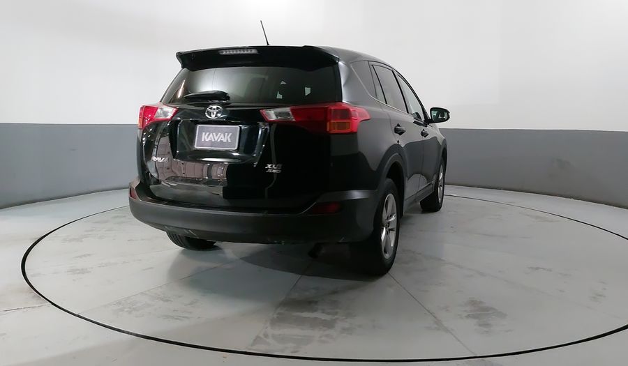 Toyota Rav4 2.5 XLE AWD AT Suv 2015