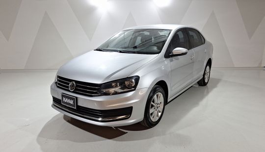 Volkswagen • Vento