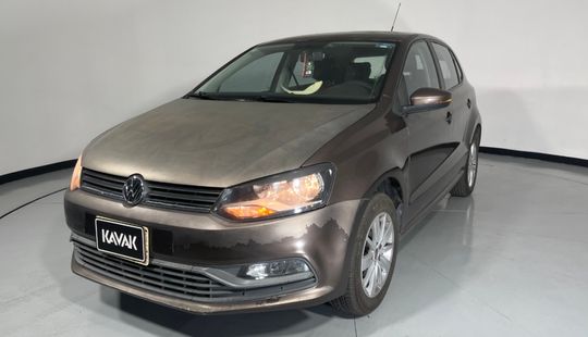 Volkswagen • Polo