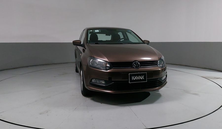 Volkswagen Polo 1.6 TIPTRONIC Hatchback 2015