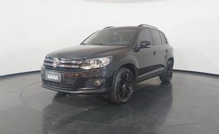 Volkswagen • Tiguan