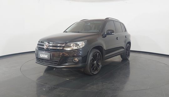 Volkswagen • Tiguan