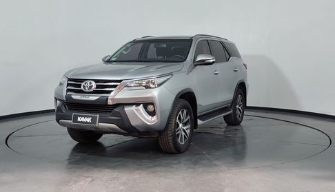 Toyota Sw4 2.8 SRX AT 4X4 Suv 2017