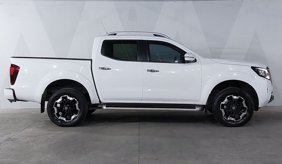 Nissan Frontier 2.5 PLATINUM LE AUTO Pickup 2022