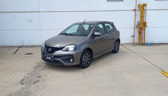 Toyota • Etios