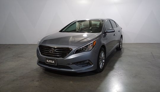 Hyundai • Sonata