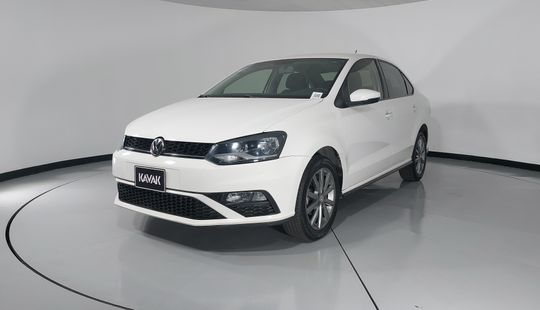 Volkswagen • Vento