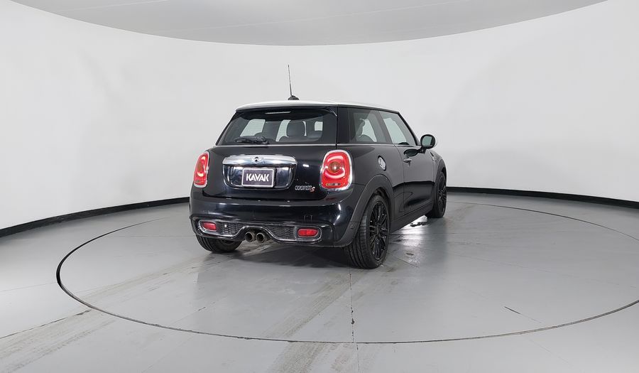 Mini Cooper S 2.0 COOPER HOT CHILI AT Hatchback 2017