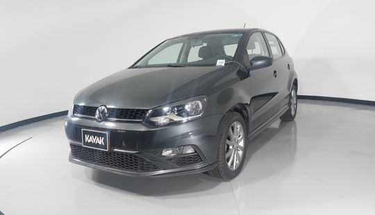 Volkswagen • Polo