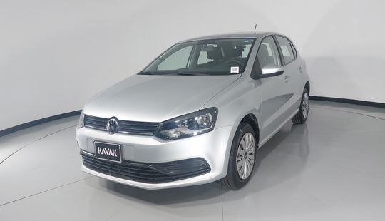 Volkswagen • Polo