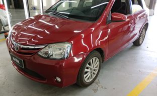 Toyota • Etios