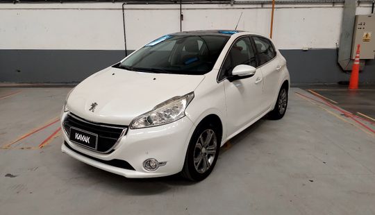 Peugeot • 208