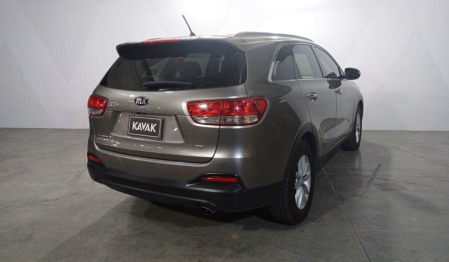 Kia Sorento 2.4 LX AT Suv 2017