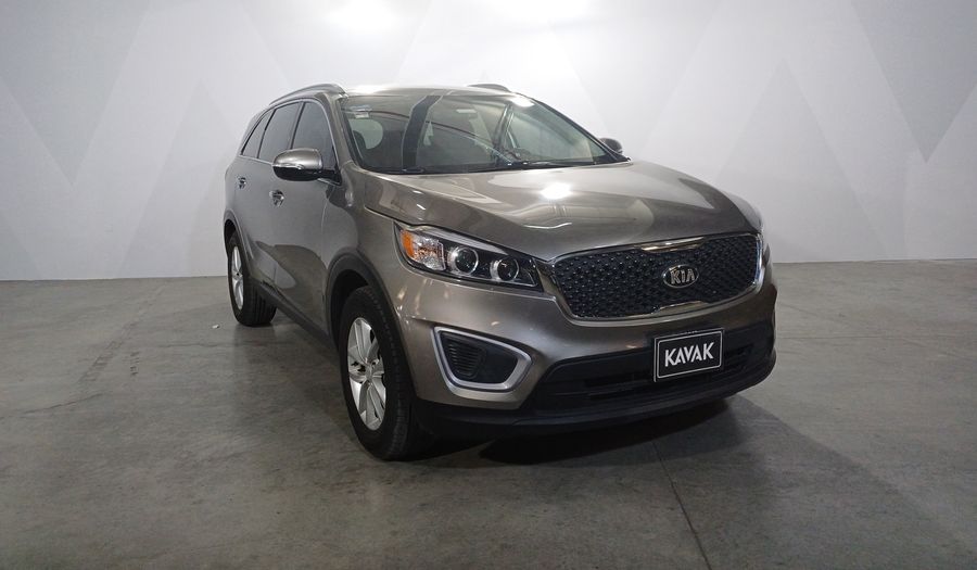 Kia Sorento 2.4 LX AT Suv 2017