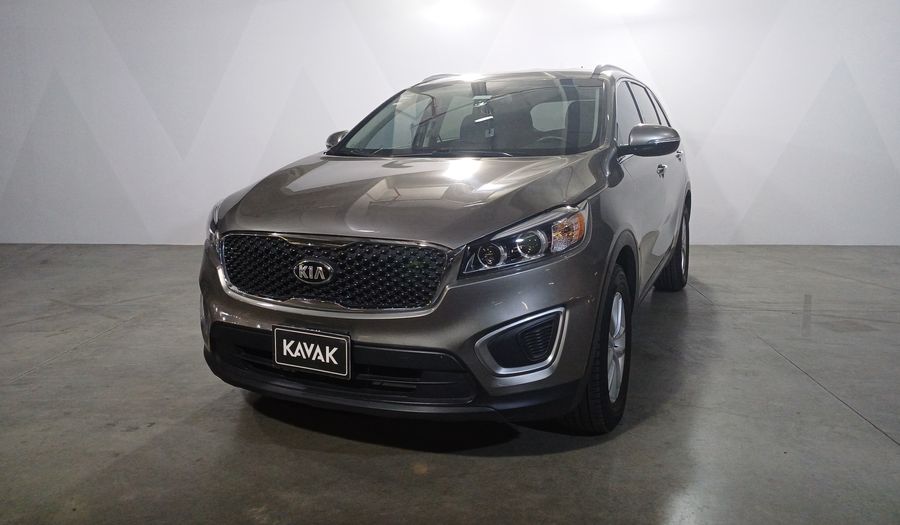 Kia Sorento 2.4 LX AT Suv 2017