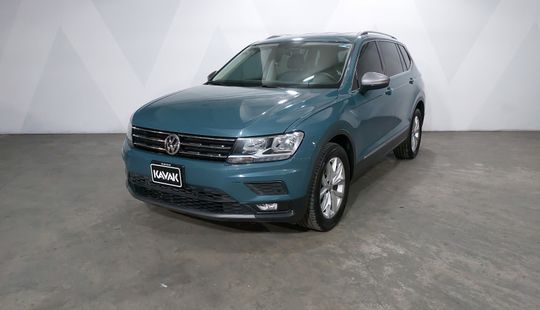 Volkswagen • Tiguan