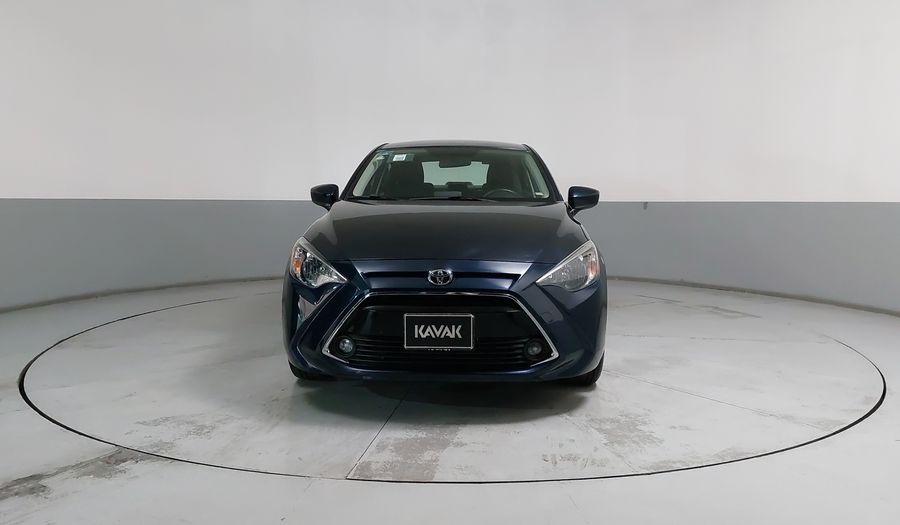 Toyota Yaris 1.5 R XLE AT Sedan 2017