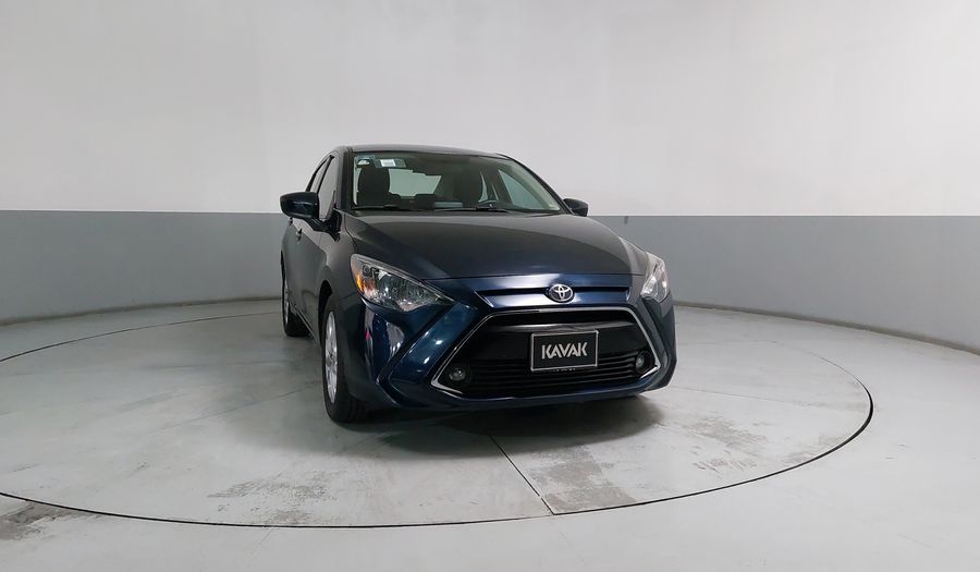 Toyota Yaris 1.5 R XLE AT Sedan 2017