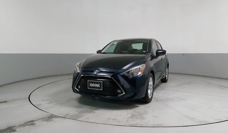 Toyota Yaris 1.5 R XLE AT Sedan 2017