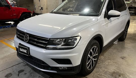 Volkswagen • Tiguan