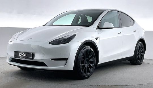 Tesla • Model Y